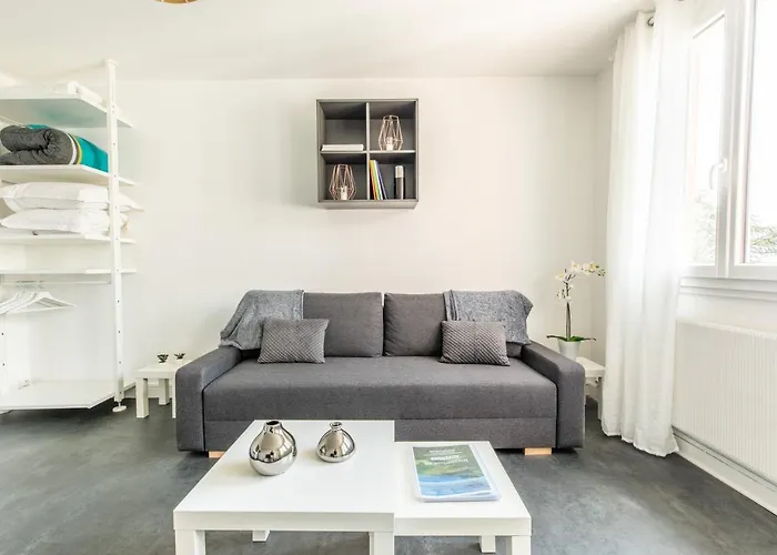 شقة Ernest Calme Parking Gratuit شاماليور